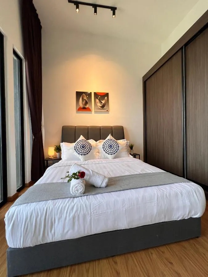 Georgetown#Amazing Skypool#Modern & Elegant Suite# جورج تاون