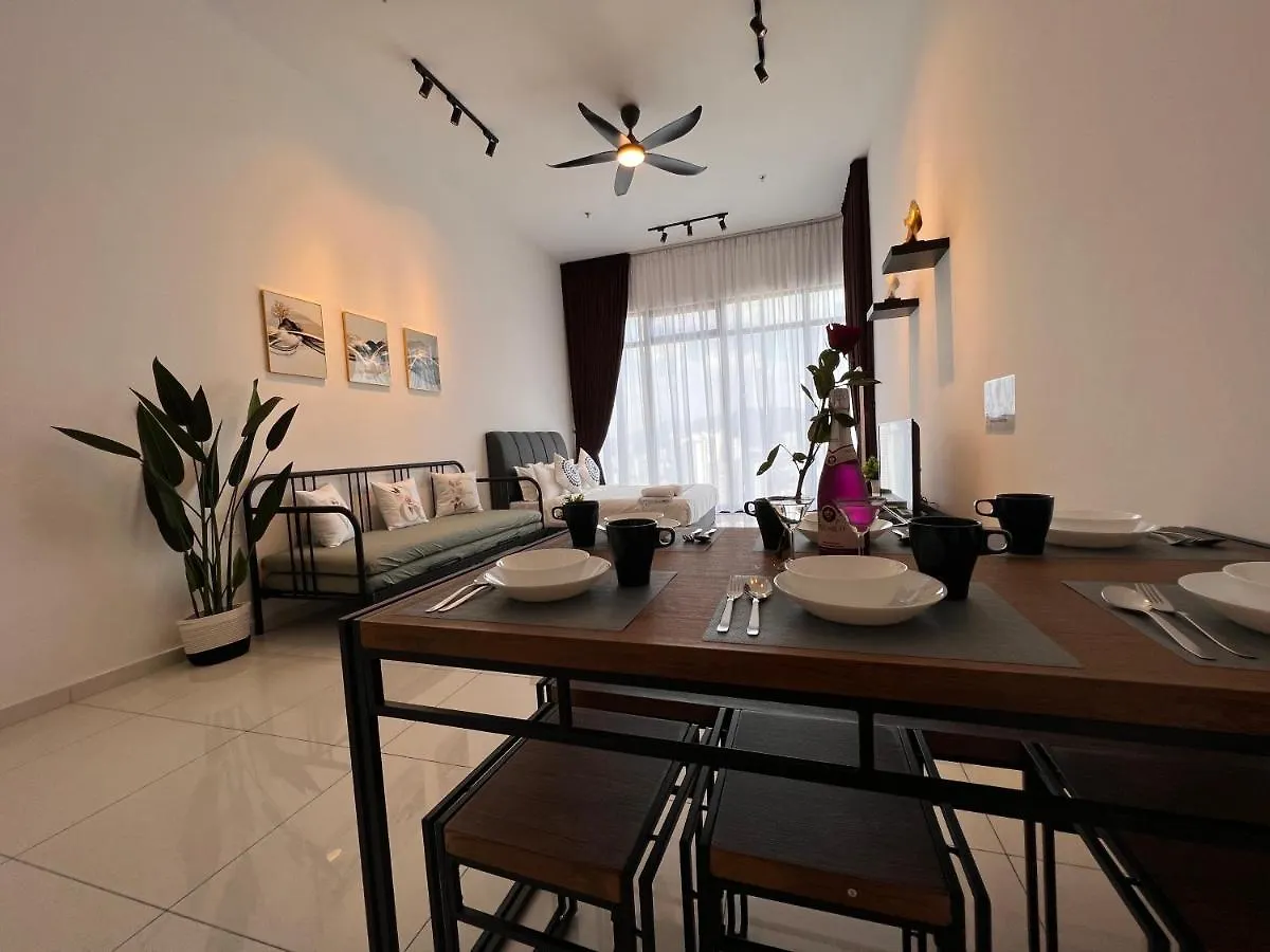 Georgetown#Amazing Skypool#Modern & Elegant Suite# Apartment George Town